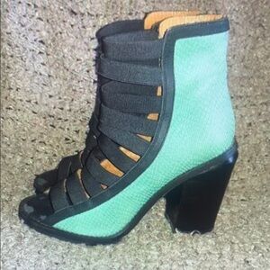 Stylish Black and Green Ankle Booties